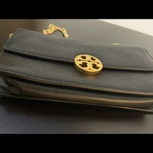 Tory Burch chain wallet